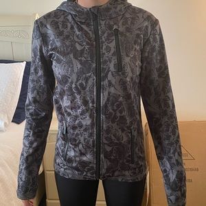 Butterfly pattern zip up warm jacket activewear